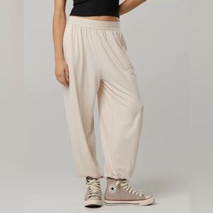 OFFLINE By Aerie The Hugger Go With The Flow Baggy Jogger